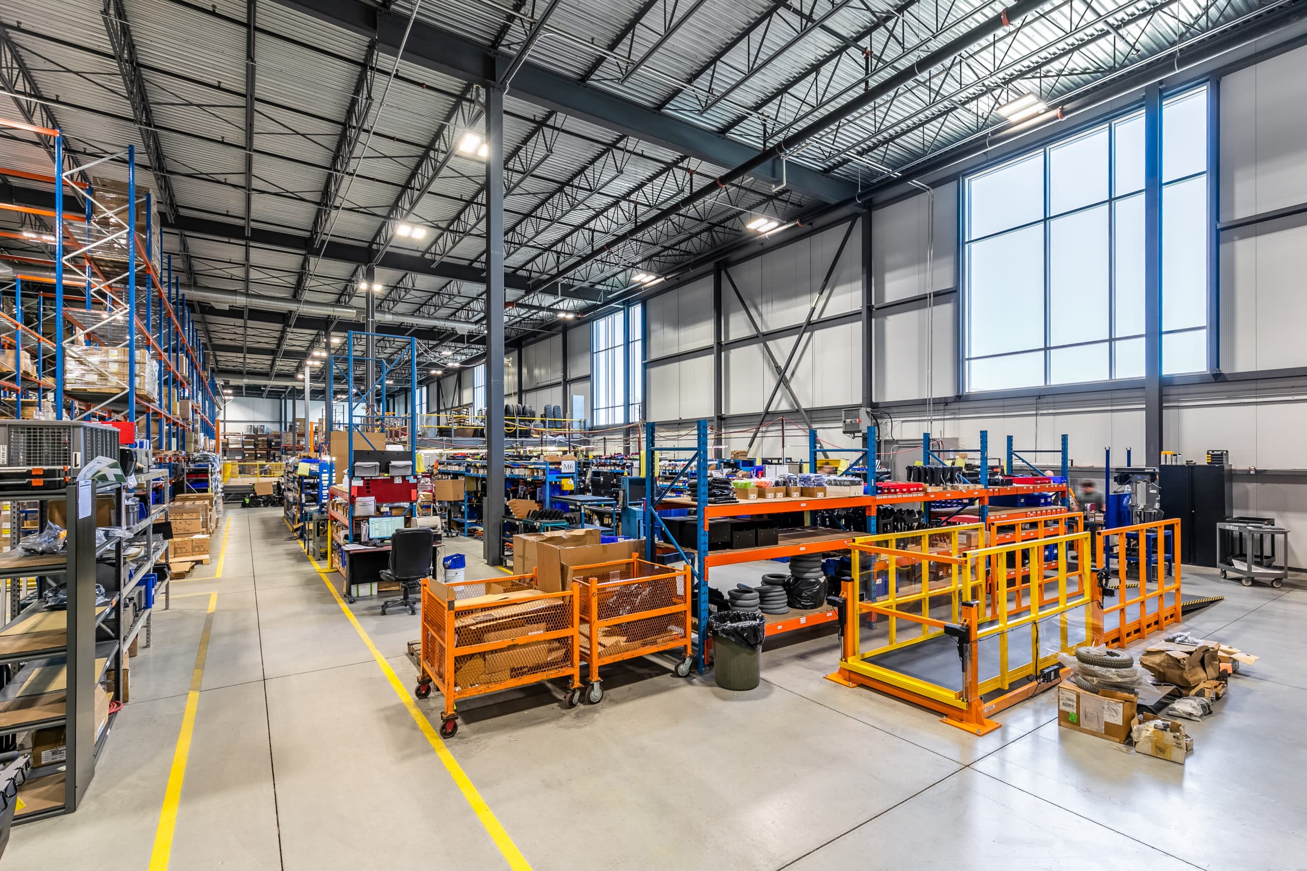 Warehouse 3190, F.-X. Tessier Street, Vaudreuil-Dorion QC