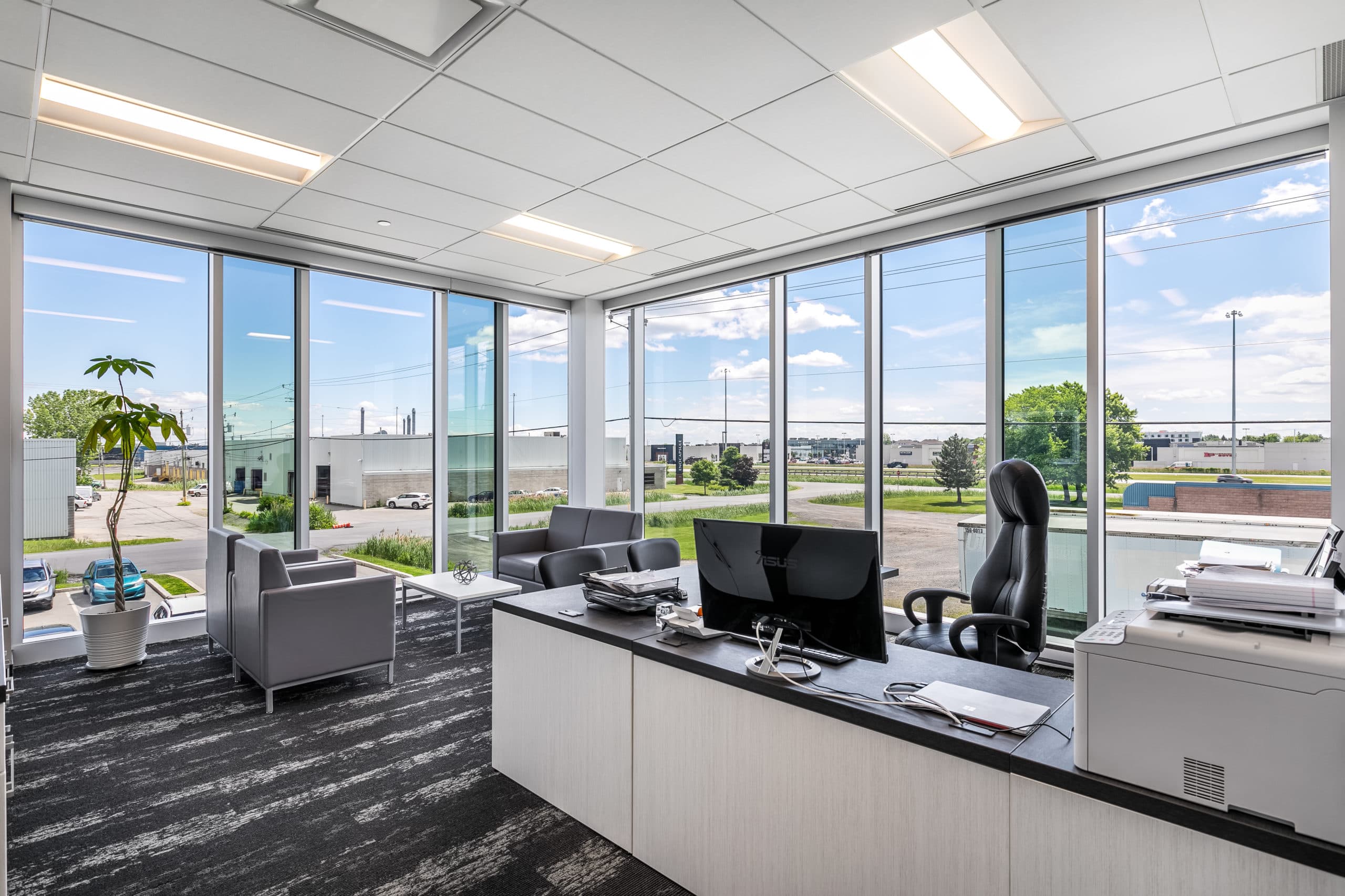 Office Space 3190, F.-X. Tessier Street, Vaudreuil-Dorion QC