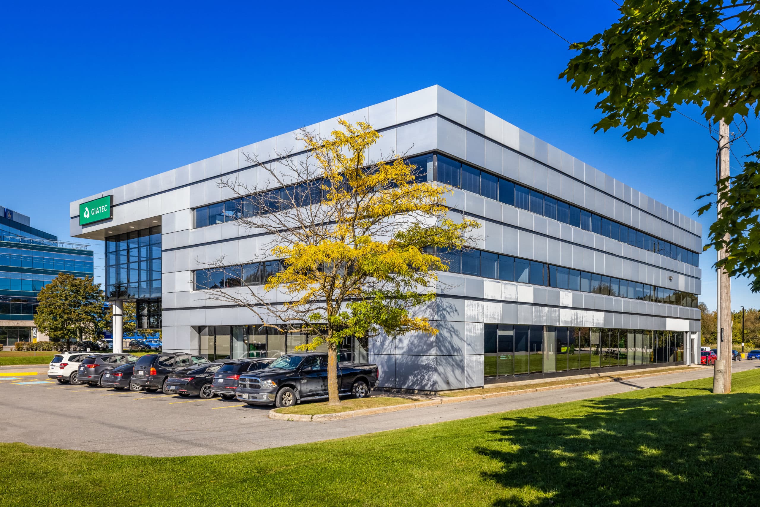 West View 245, Menten Place, Nepean ON